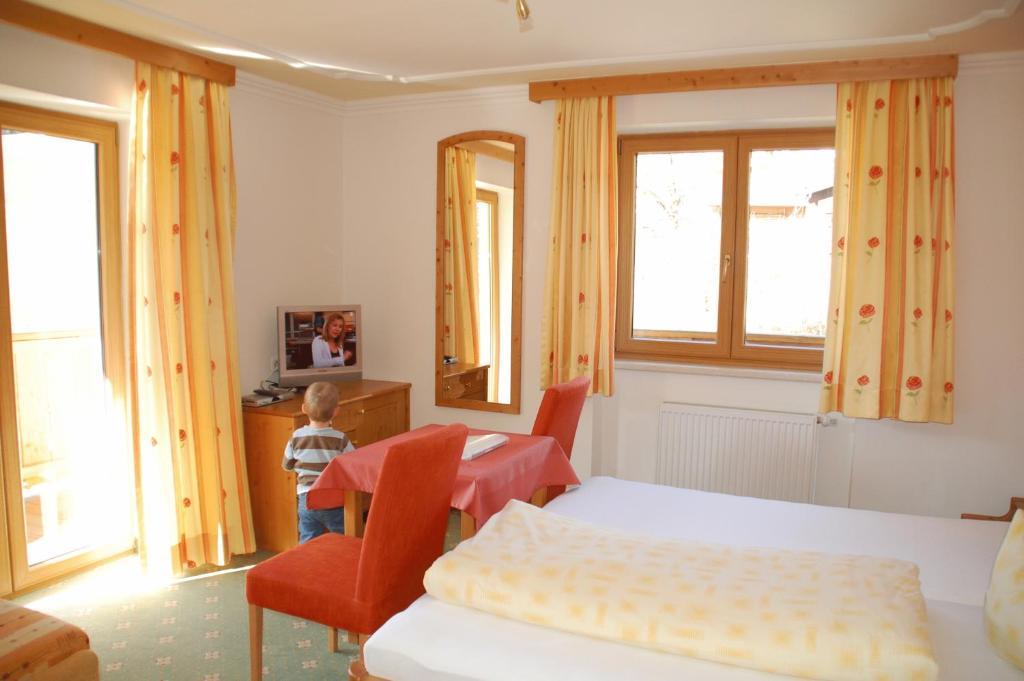 Pension Ederhof Jochberg Room photo